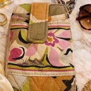 Vera Bradley “Carry It All” Wristlet – Portobello Road (Retired)